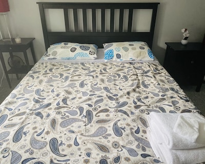 Artistic Apartment Near Downtown