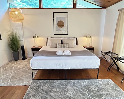 Ocean’s Embrance Suite