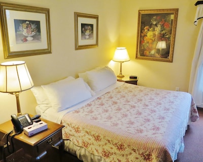 Madison Manor Boutique Hotel