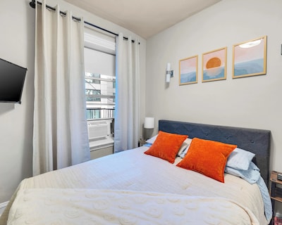 Charming 3-bedroom Apartment In Brilliant New York With Wifi Ac