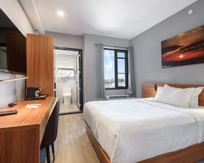 Liberty View Brooklyn Hotel