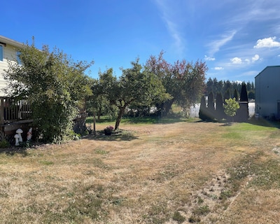 Confortable1 Bedroom Located In The Cowichan Valley Next To Plenty Of Wineries.