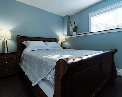 Central Park Prestige – A Brand New Boutique Hotel Style Room Close To Downtown