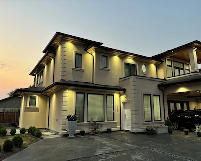 Two Spacious Bedrooms With Full Washroom In New Home .totally Independent Set.