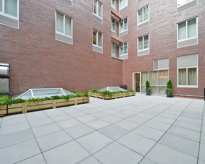 Holiday Inn Nyc – Lower East Side By Ihg