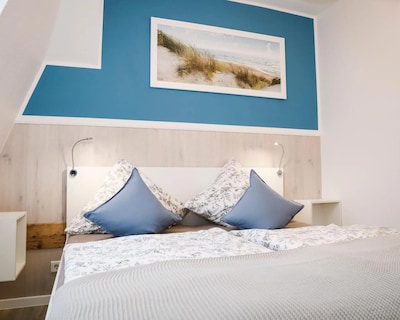 Villa Liewald – Inselflair Apartment: Central Location with Stunning Norderney Views