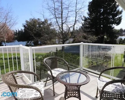 Victoria Gorge Waterway Vacation Home