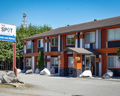 The Spot at Porpoise Bay