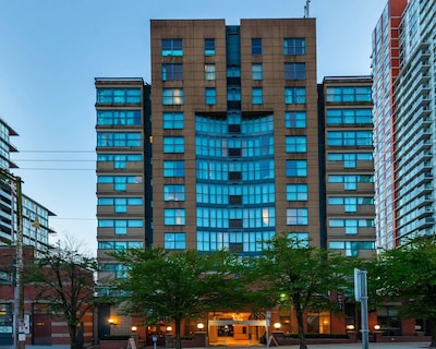 Grand Park Hotel & Suites Downtown Vancouver an Ascend Collection Hotel