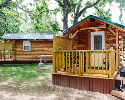 Cabin On Toronto Lake: Fishing Swimming & More!