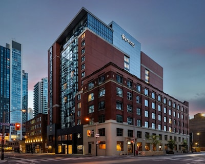 Revery Toronto Downtown Curio Collection by Hilton