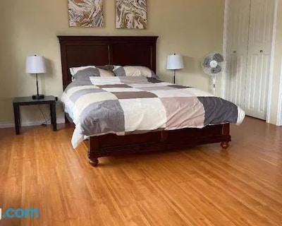 Private Suite With Separated Entrance Monica's Home