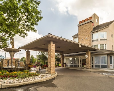 Monte Carlo Inn Toronto Markham
