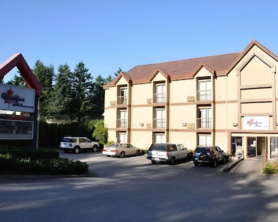 Canadian Inn
