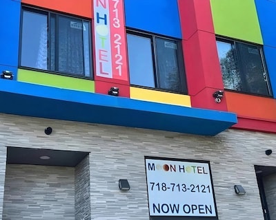 Moon Hotel Brooklyn