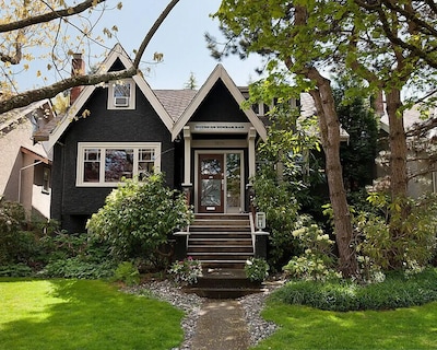 House On Dunbar B&B