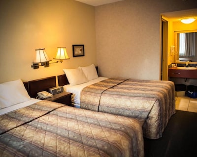 Langley Hwy Hotel