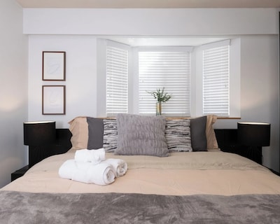 Cozy Commercial Oasis – Private Entrance Studio – 10 Min To Downtown Vancouver