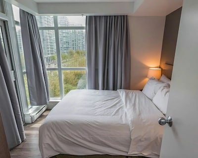 Lord Stanley Suites On The Park