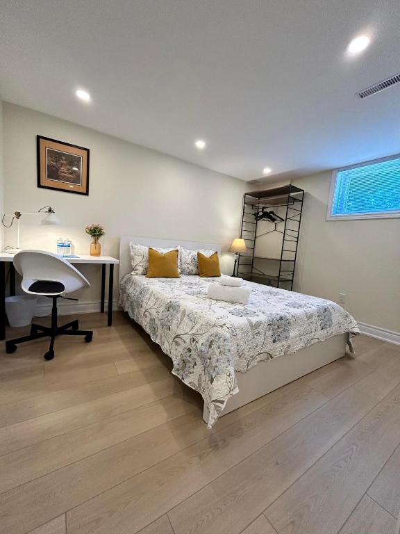 BRAND NEW PRIVATE room with EXCLUSIVE Bathroom