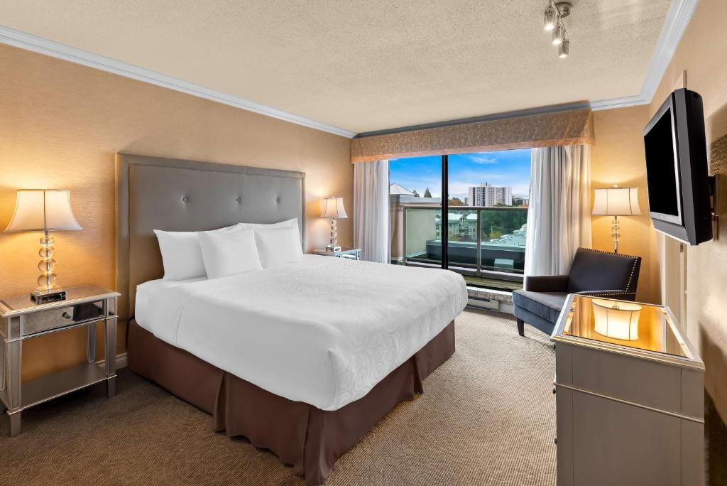 Best Western PLUS Inner Harbour Hotel