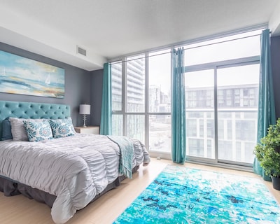Simply Comfort. Amazing Downtown Apartments