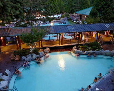Harrison Hot Springs Resort & Spa