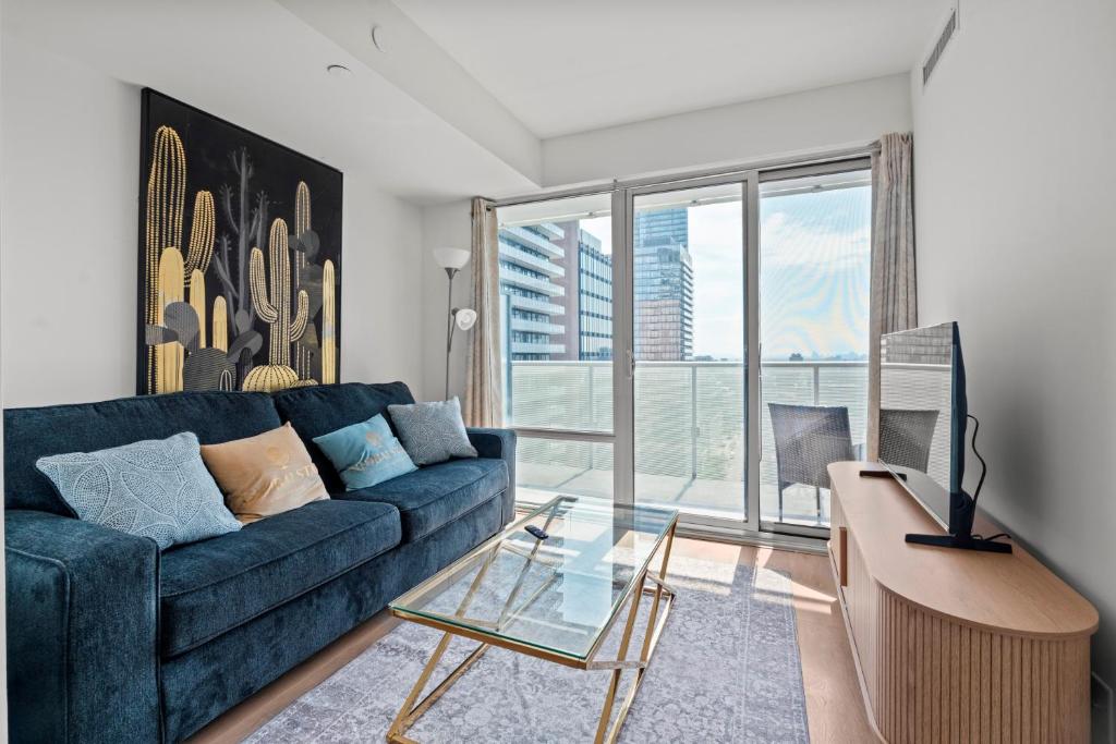 Charming 1 Bedroom Condo with Balcony DT Toronto
