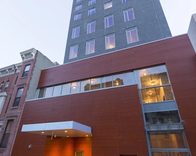 Edge Hotel