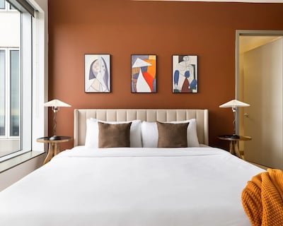 2 Bedroom Luxury home in the Sky ‘Empire State Building’ BEST VIEWS!