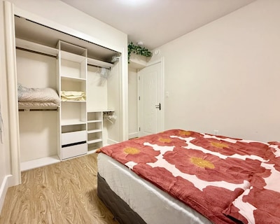 Private Guest Suite Two Parking Spaces