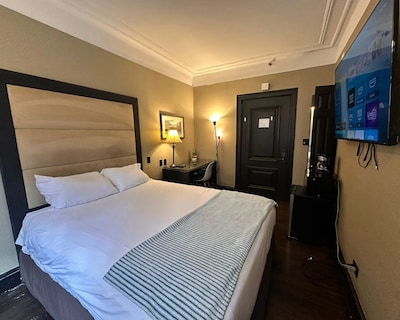 Brooklyn Finest Suites