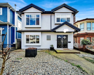 Comfy Home In Heart Of Vancouver-easy Access To Everything
