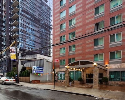 Best Western Queens Court Hotel