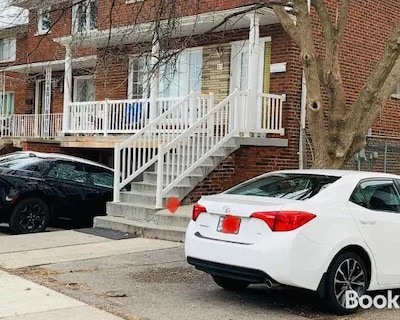 Full Privacy House with Free Parkrings