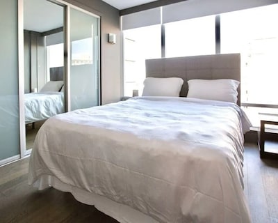 Waterfalls Hotel in Downtown With Stunning Views!