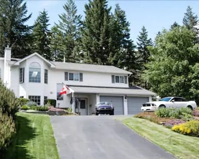 Alexandria House Bed & Breakfast