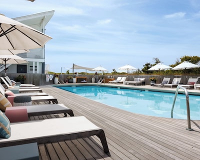 Hero Beach Club