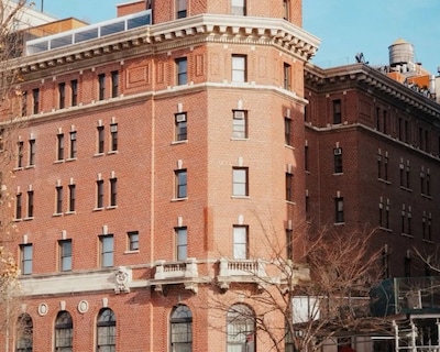 The Jane Hotel