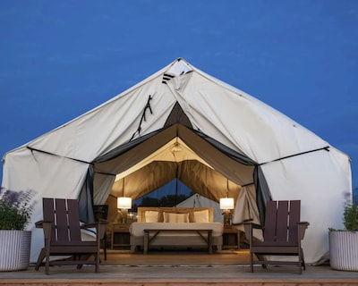 Nyc Glamping With Statue Of Liberty Views
