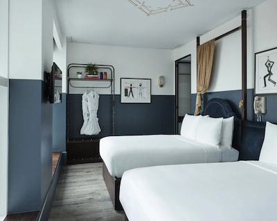 Civilian Hotel