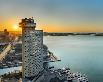 The Westin Harbour Castle Toronto