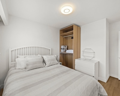 Cozy 3BR Holiday Retreat 2 Free Parking AC King BD