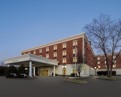 Hampton Inn & Suites Rockville Centre