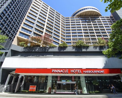 Pinnacle Hotel Harbourfront