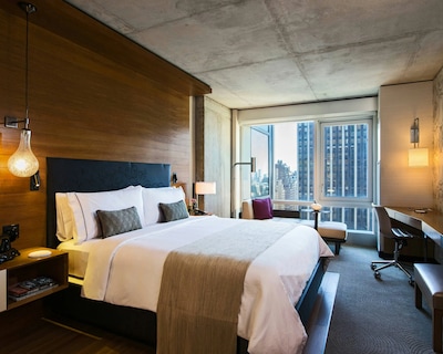 Renaissance New York Midtown Hotel