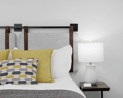 The Spacious Haven At West 27th