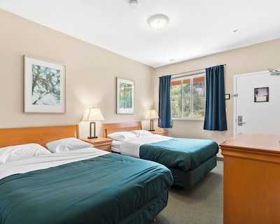 Squamish Adventure Inn