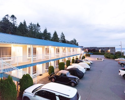 Ocean Crest Motel