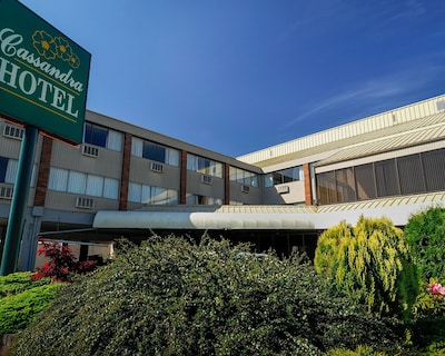 Cassandra Hotel